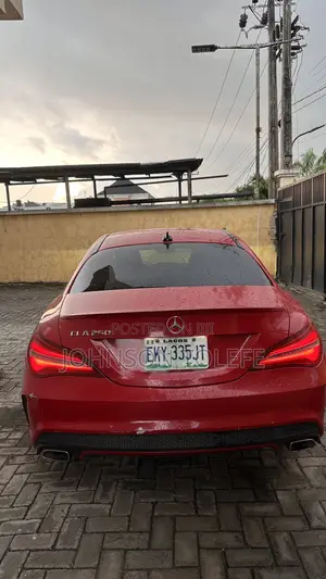 Mercedes-Benz CLA-Class CLA 250 4MATIC Sedan 2015 Red