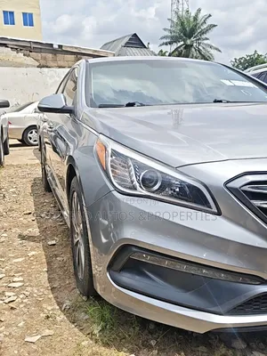 Hyundai Sonata Sport 2.0T 4dr Sedan (2.0L 4cyl Turbo 6A) 2015