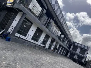 2 Massive Shops in a Shopping Mall for Rent