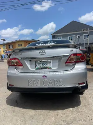 Toyota Corolla 2009 Silver