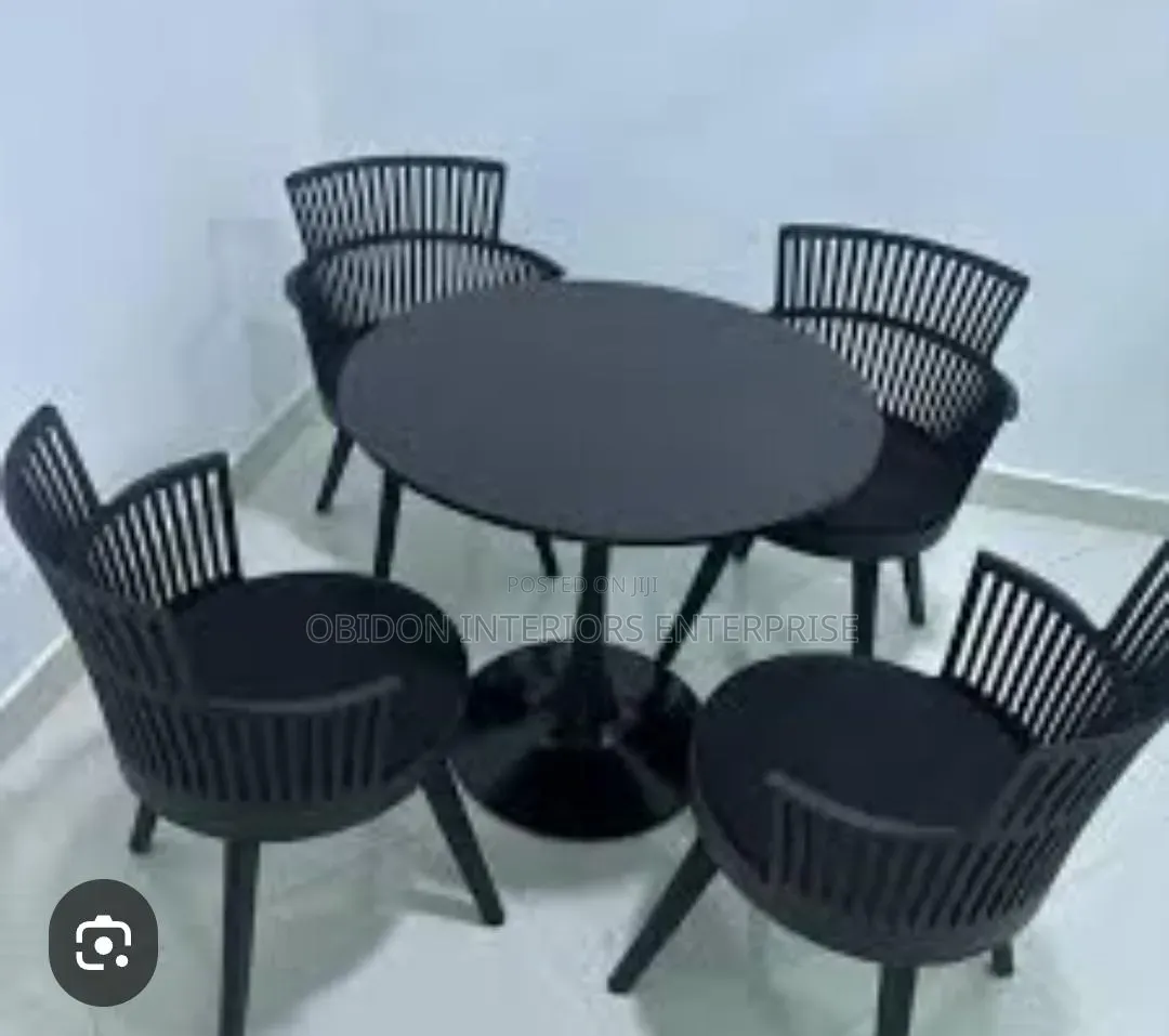 Quality Restaurant Table