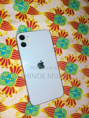 Apple iPhone 11 64 GB Gray