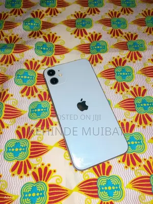 Apple iPhone 11 64 GB Gray