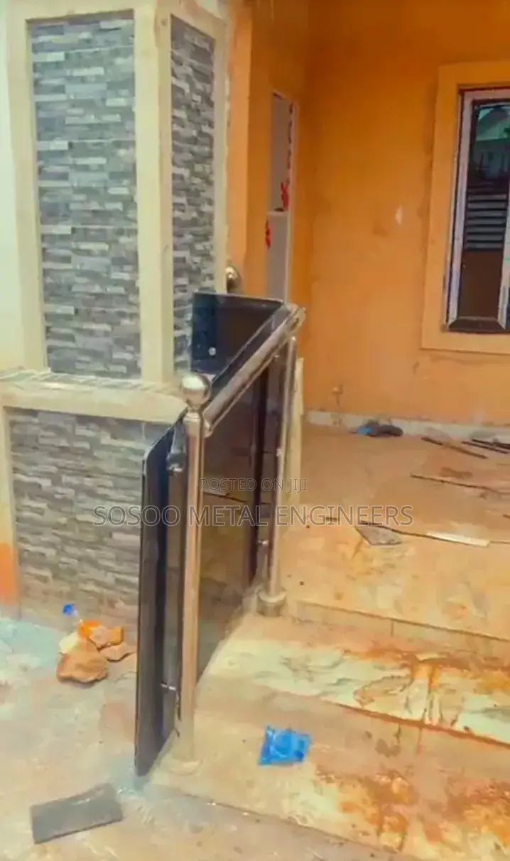 Stainless Glass Handrail