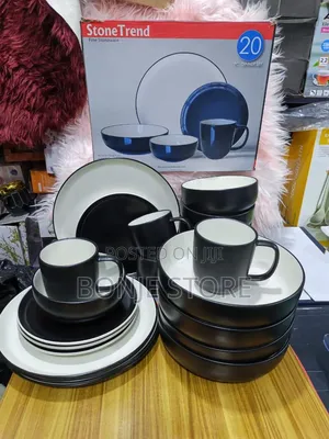20 Pieces Fine Stoneware Dinner Set - High Quality and High End Design