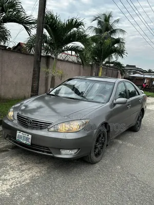 Toyota Camry 2006 Gray