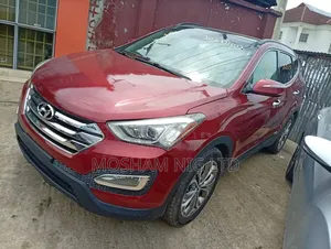 Hyundai Santa Fe 2014 Maroon
