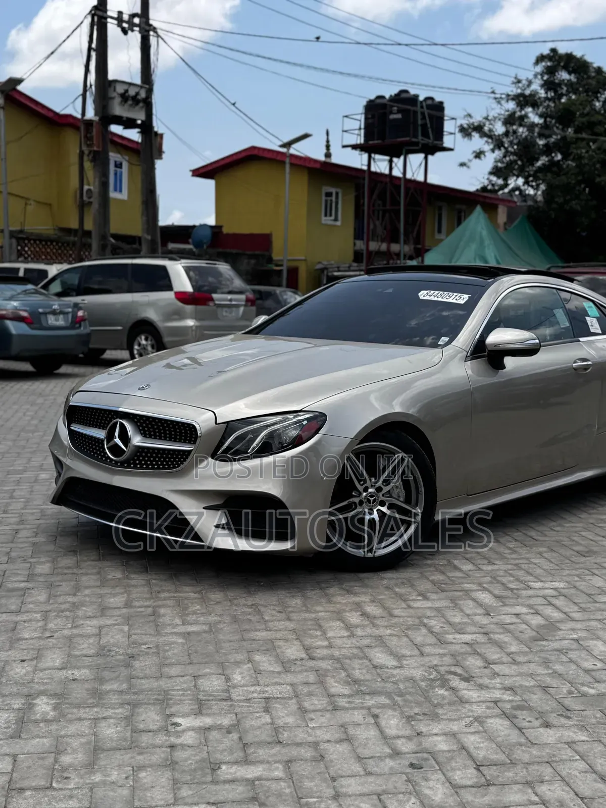 Mercedes-Benz E400 2018 Gold