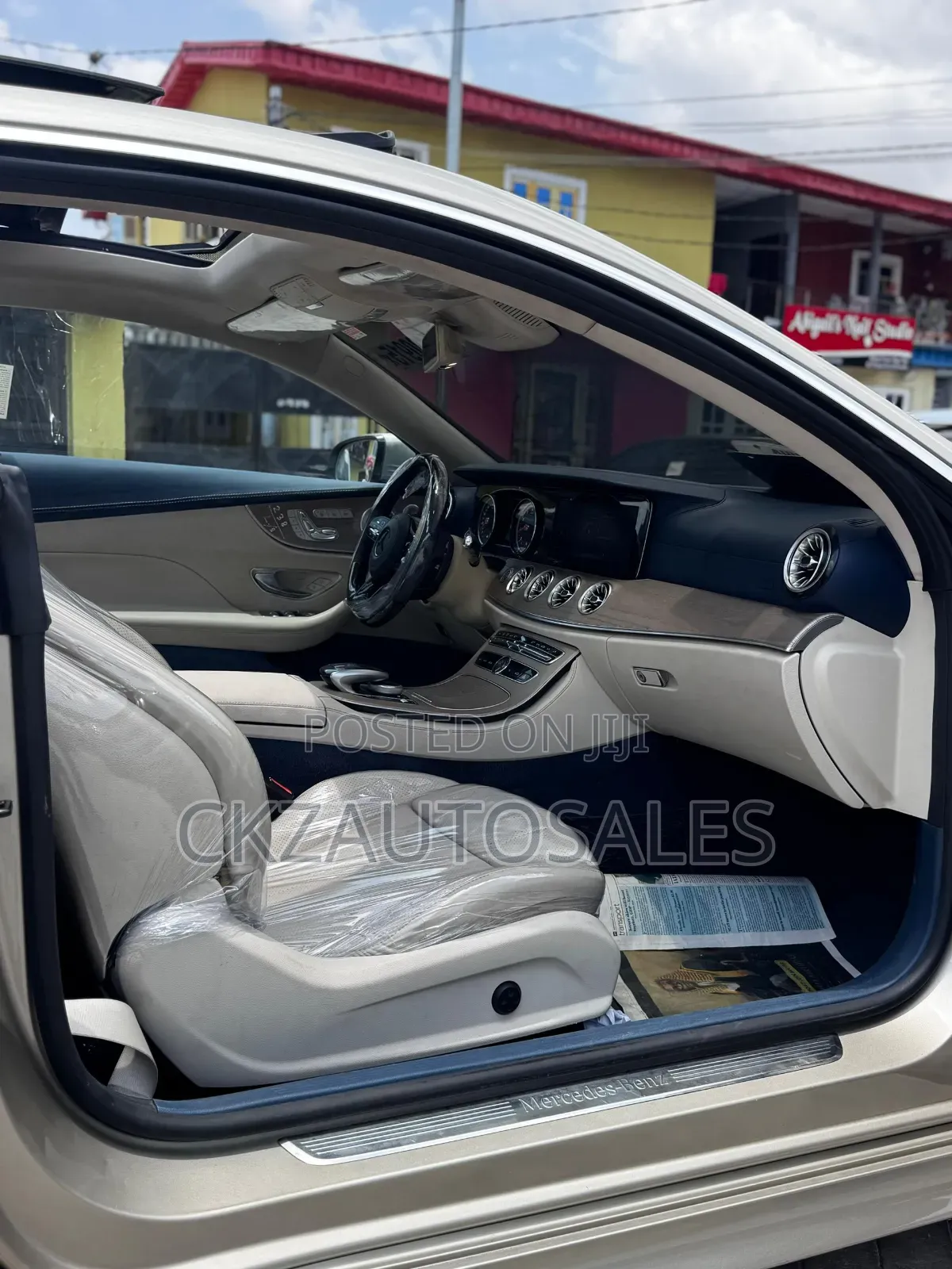 Mercedes-Benz E400 2018 Gold