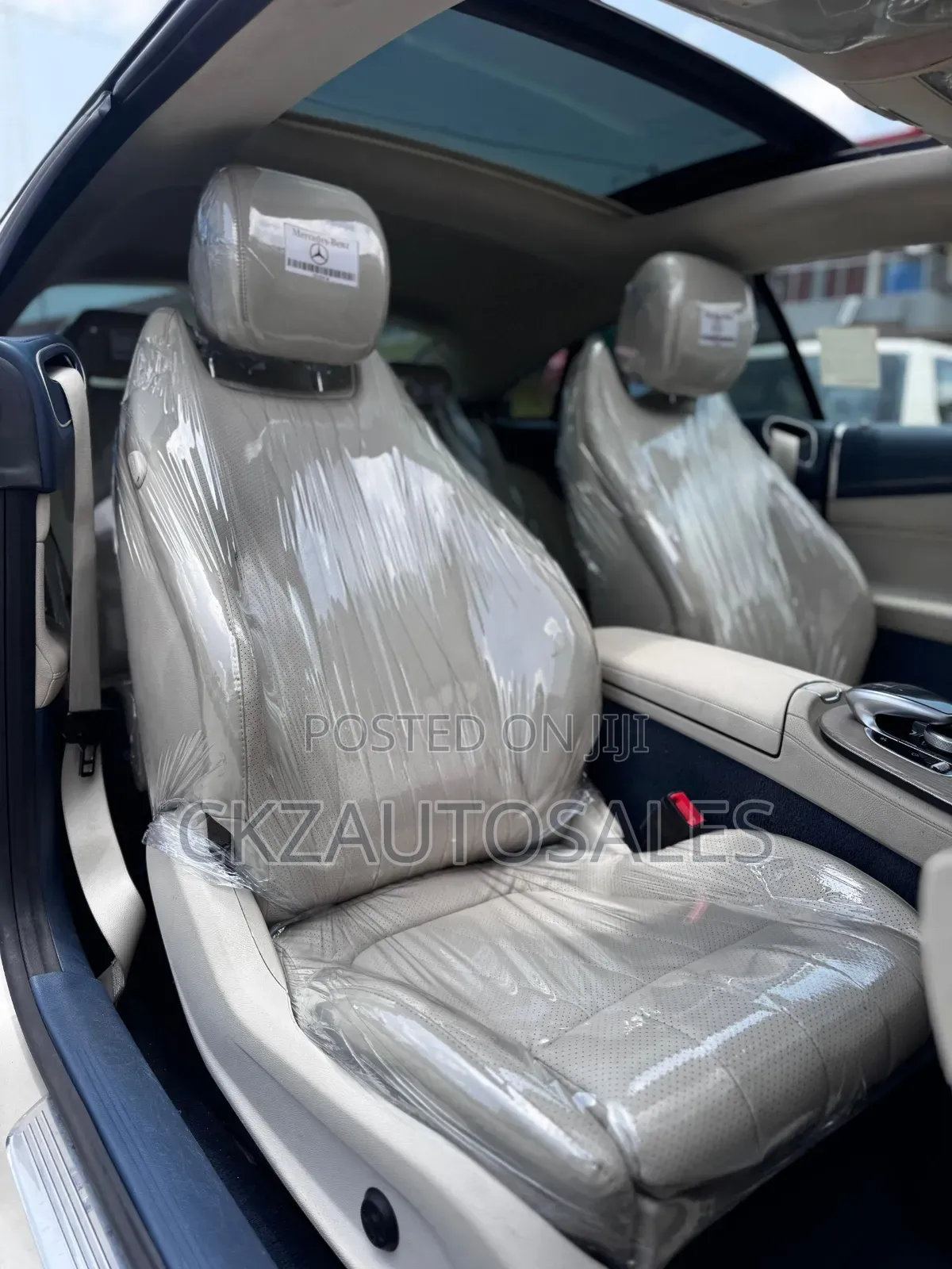 Mercedes-Benz E400 2018 Gold