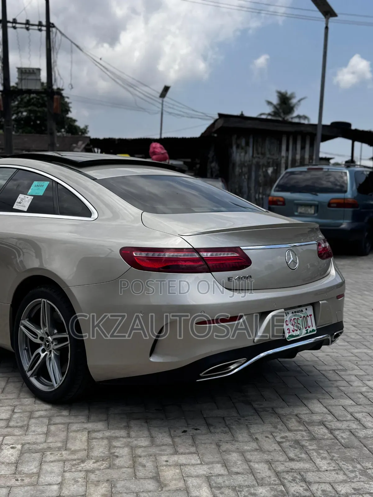 Mercedes-Benz E400 2018 Gold