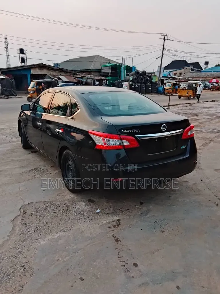 Nissan Sentra 2014 Black