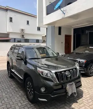 Toyota Land Cruiser Prado 2018 Gray