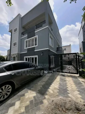 Furnished 6bdrm Duplex in Apo Resettlement for sale