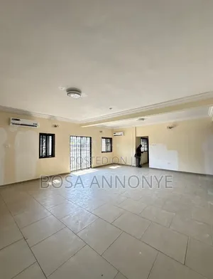 3bdrm Apartment in Lekki Phase 1 for rent