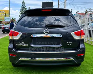 Nissan Pathfinder 2015 Gray