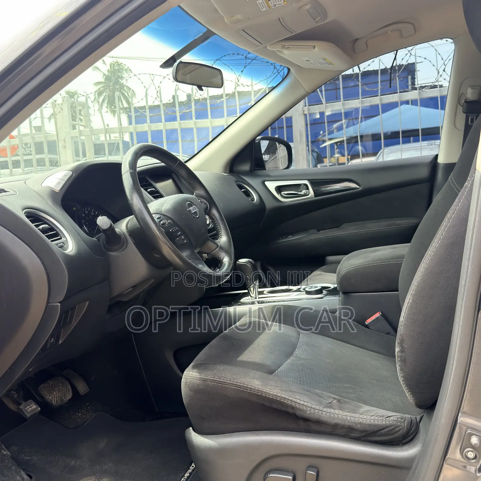 Nissan Pathfinder 2015 Gray