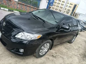 Toyota Corolla 2010 Black