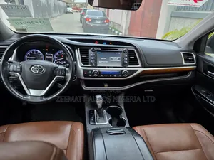 Toyota Highlander Limited Platinum 4x4 V6 (3.5L 6cyl 8A) 2018 Blue