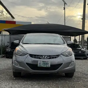 Hyundai Elantra 2012 Gray