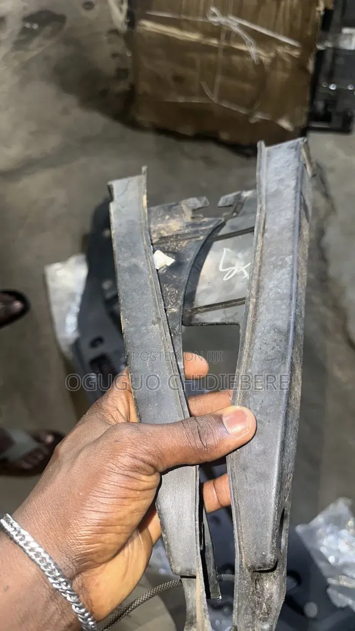 Fender Plastic for Highlander 2015