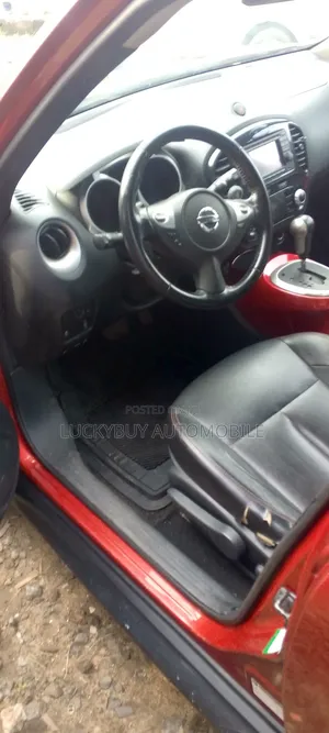 Nissan Juke S 2012 Red