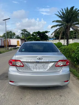 Toyota Corolla 2013 Silver