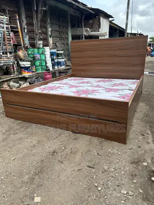 4.5 by 6ft Bed Frame With a Bed Side
