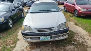Toyota Avensis 2001 Silver