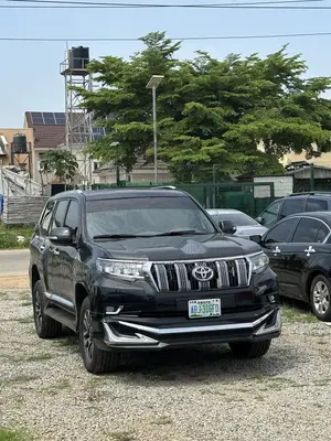 Toyota Land Cruiser Prado 2020 Black