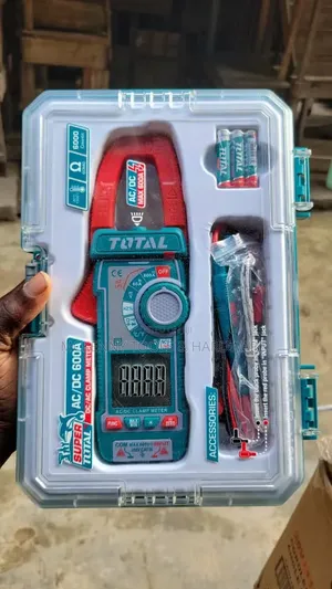 Tmt762002
Dc/Ac Clamp Meter