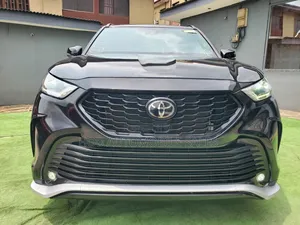 Toyota Highlander XSE 2021 Black