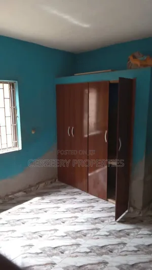 3bdrm Block of Flats in Akute Ajuwon for rent