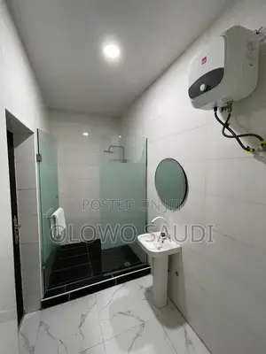 Furnished 2bdrm Apartment in Landway, Olokonla for rent
