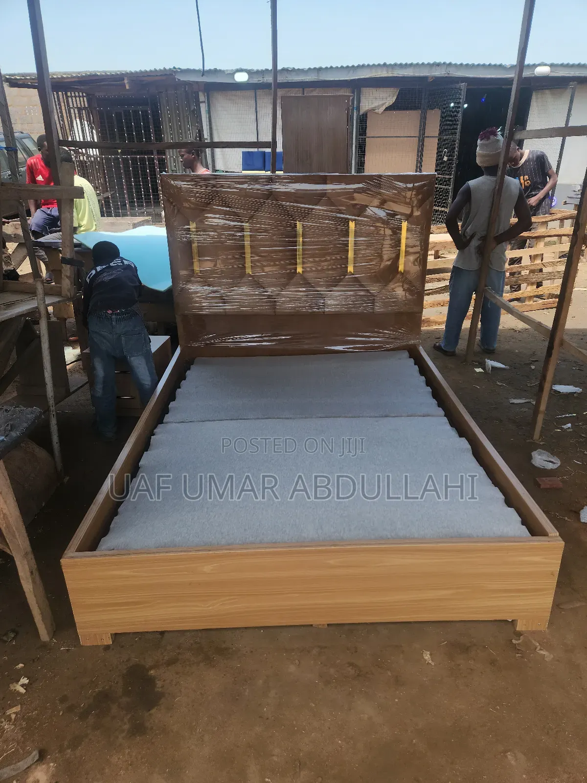 4.5/6 Bedframe