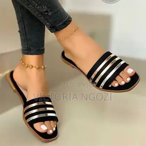 Flat Slippers