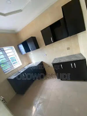 2bdrm Block of Flats in Hope Ville Estate for rent