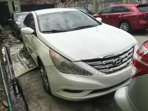 Hyundai Sonata 2012 White