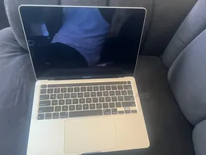 Laptop Apple MacBook Pro 2022 M2 8GB Apple M2 SSD 512GB