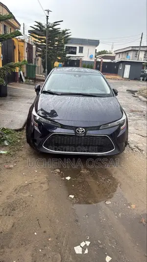 Toyota Corolla XLE 2021 Black