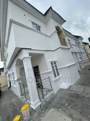 4bdrm Duplex in Terra Annex for rent