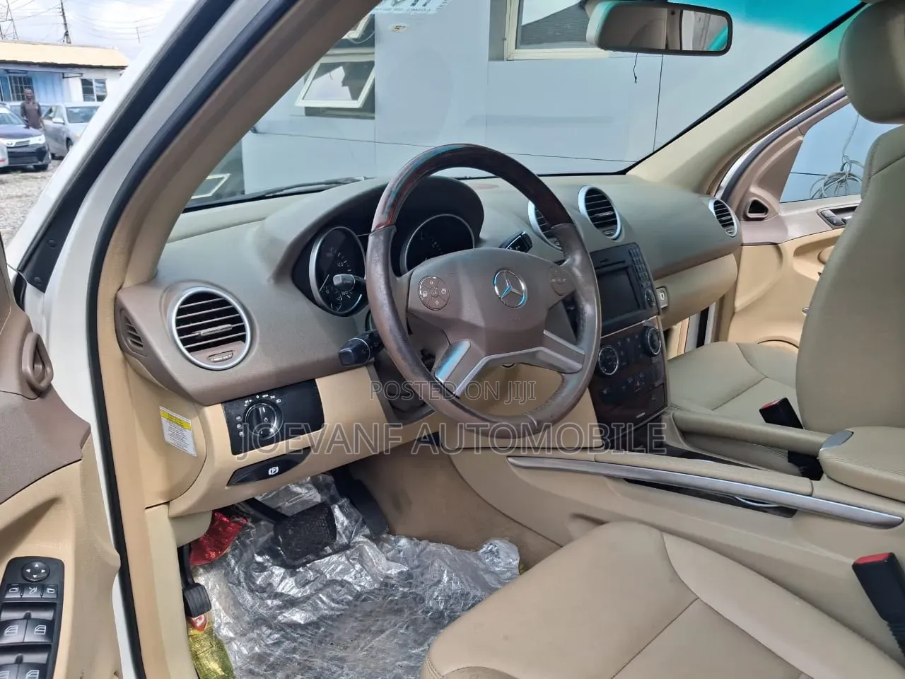 Mercedes-Benz M Class 2010 White