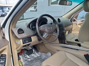 Mercedes-Benz M Class 2010 White