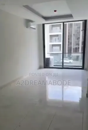 3bdrm Apartment in Ikeja Gra for rent
