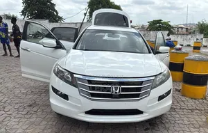 Honda Accord Crosstour 2010 White