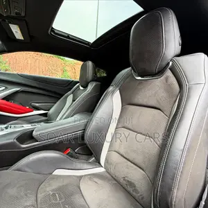 Chevrolet Camaro 2024 Silver