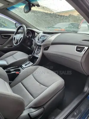 Hyundai Elantra SE 4dr Sedan (1.8L 4cyl 6M) 2014 Blue