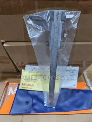 8" 0-200mm Mitutoyo Analog Caliper