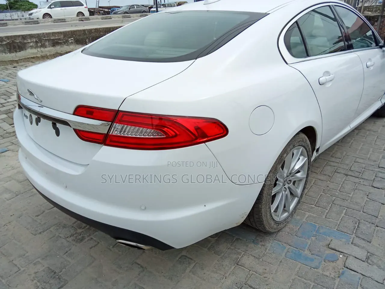 Jaguar XF 2013 White