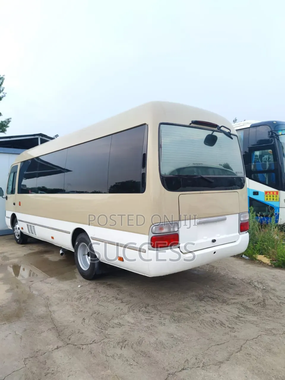 Yutong F12 PLUS 2010 Black